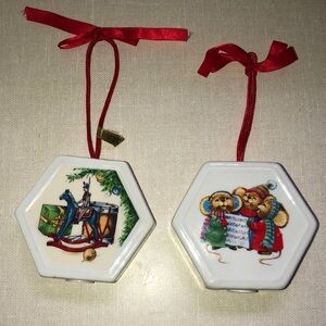 Giftco Inc, vintage Christmas‎ memories ornaments set
